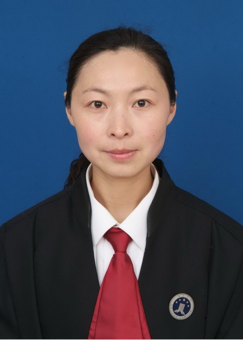 黄梅娜