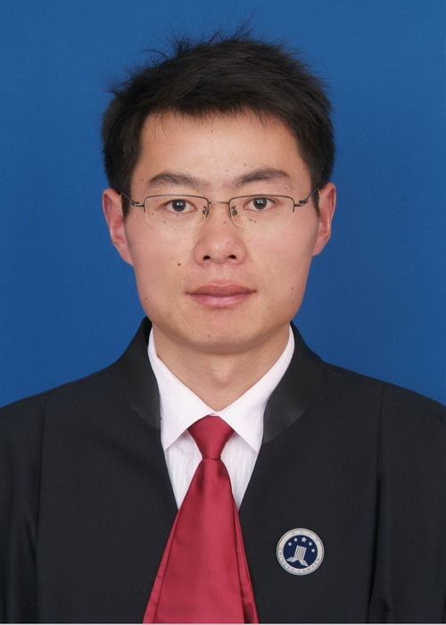 李潮恩