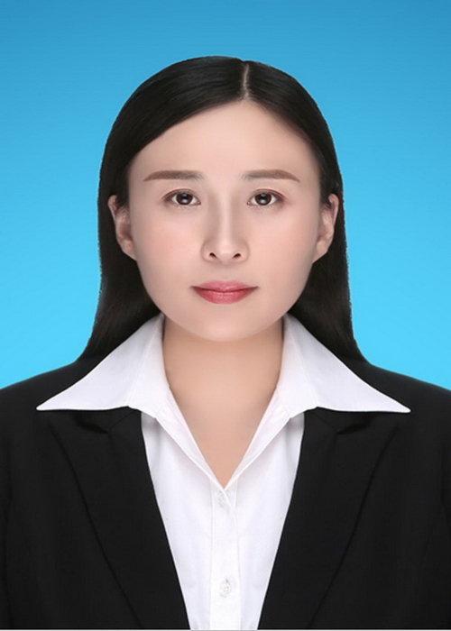李芳