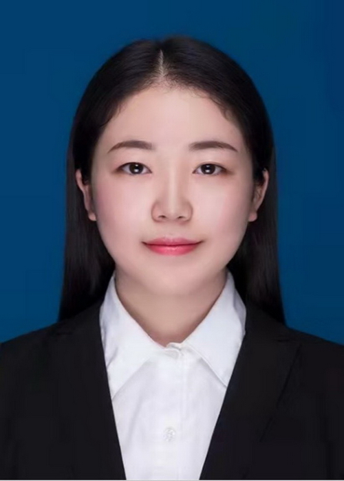李爽