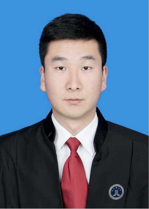 王鼎华
