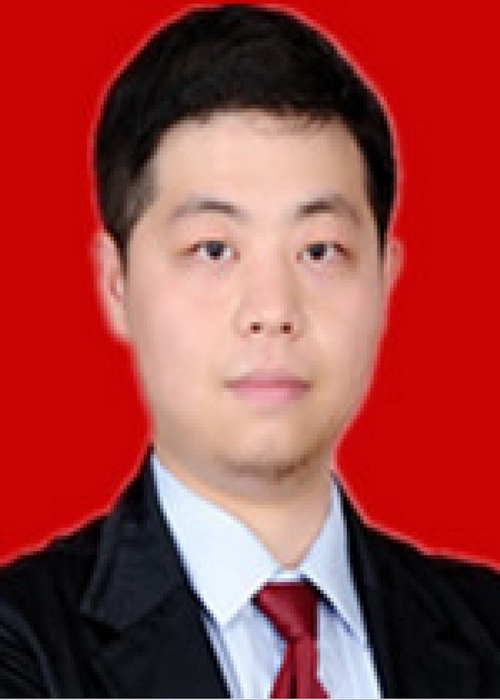 杨小龙