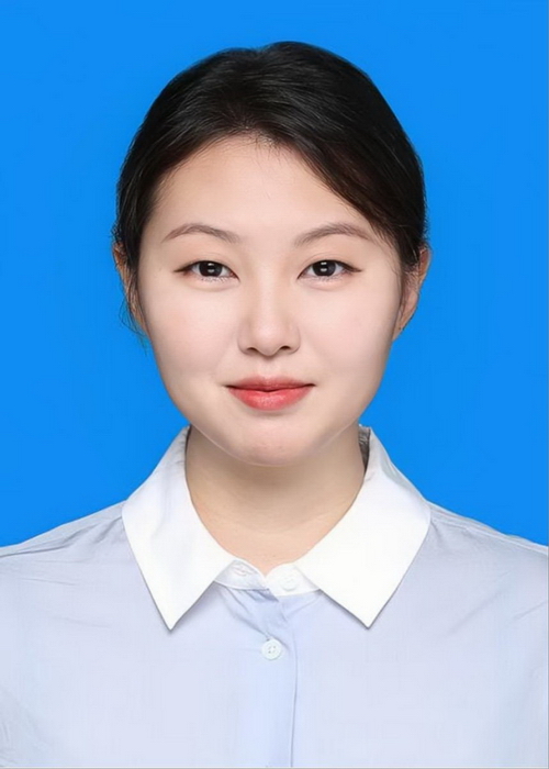杨英