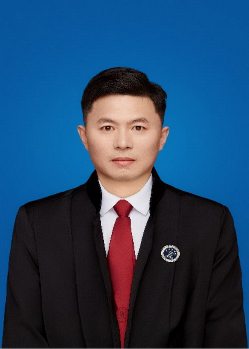 张长伦