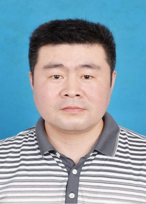 张雷