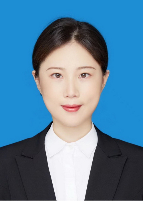 张颖